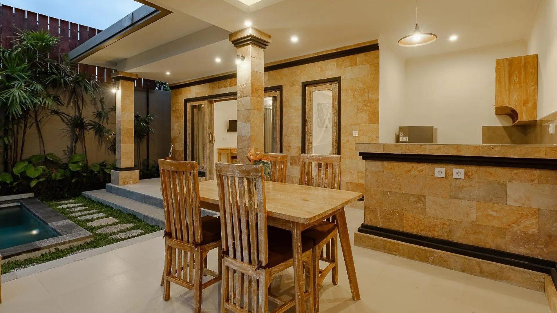 Puri Sedana Ubud Villa Indonesia