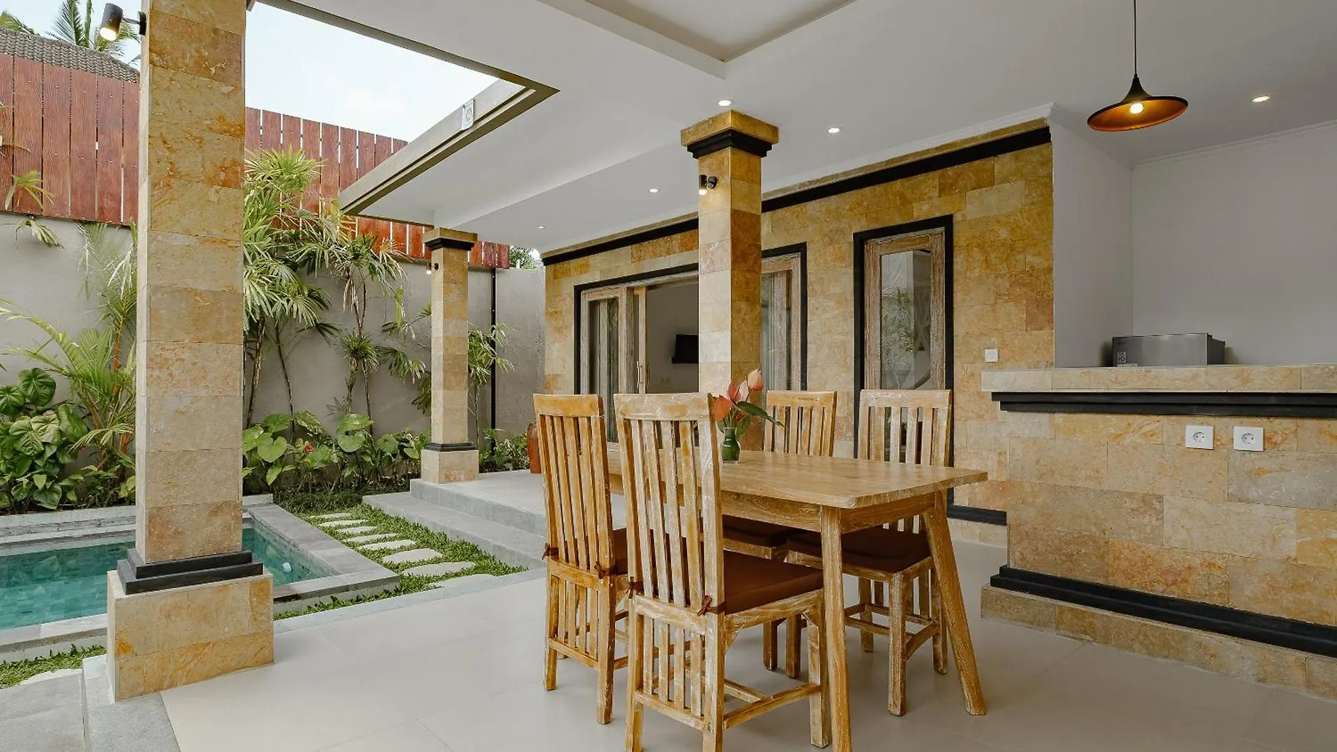 Puri Sedana Ubud Villa Indonesia